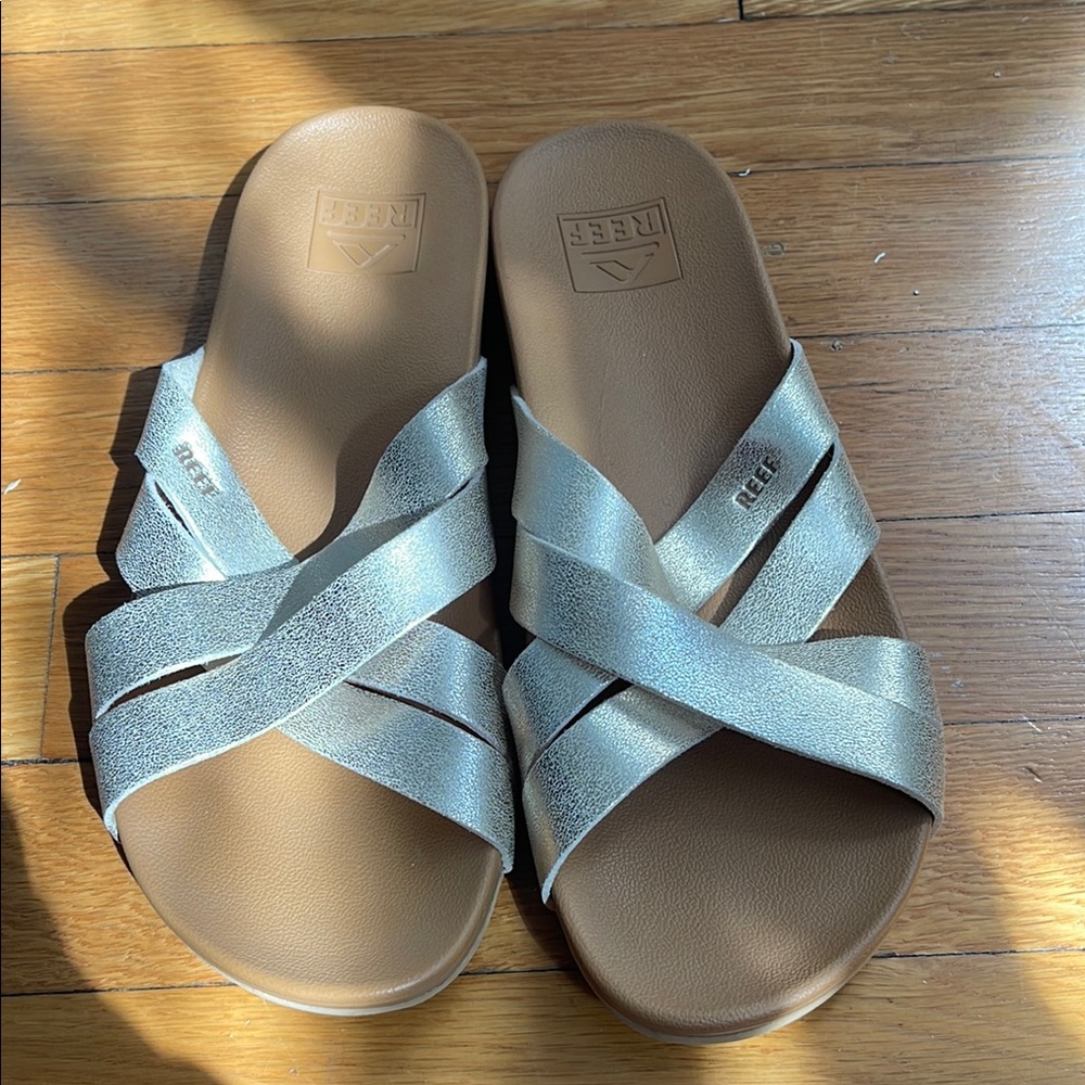 REEF Gold and Brown Slides